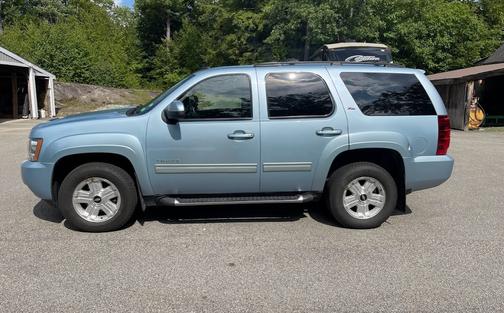 Photo 3 of 17 of 2011 Chevrolet Tahoe LT